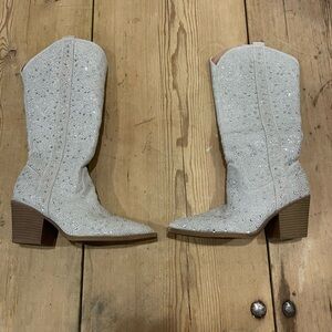 Sparkly bejeweled cowboy boots in size 38. Worn once.